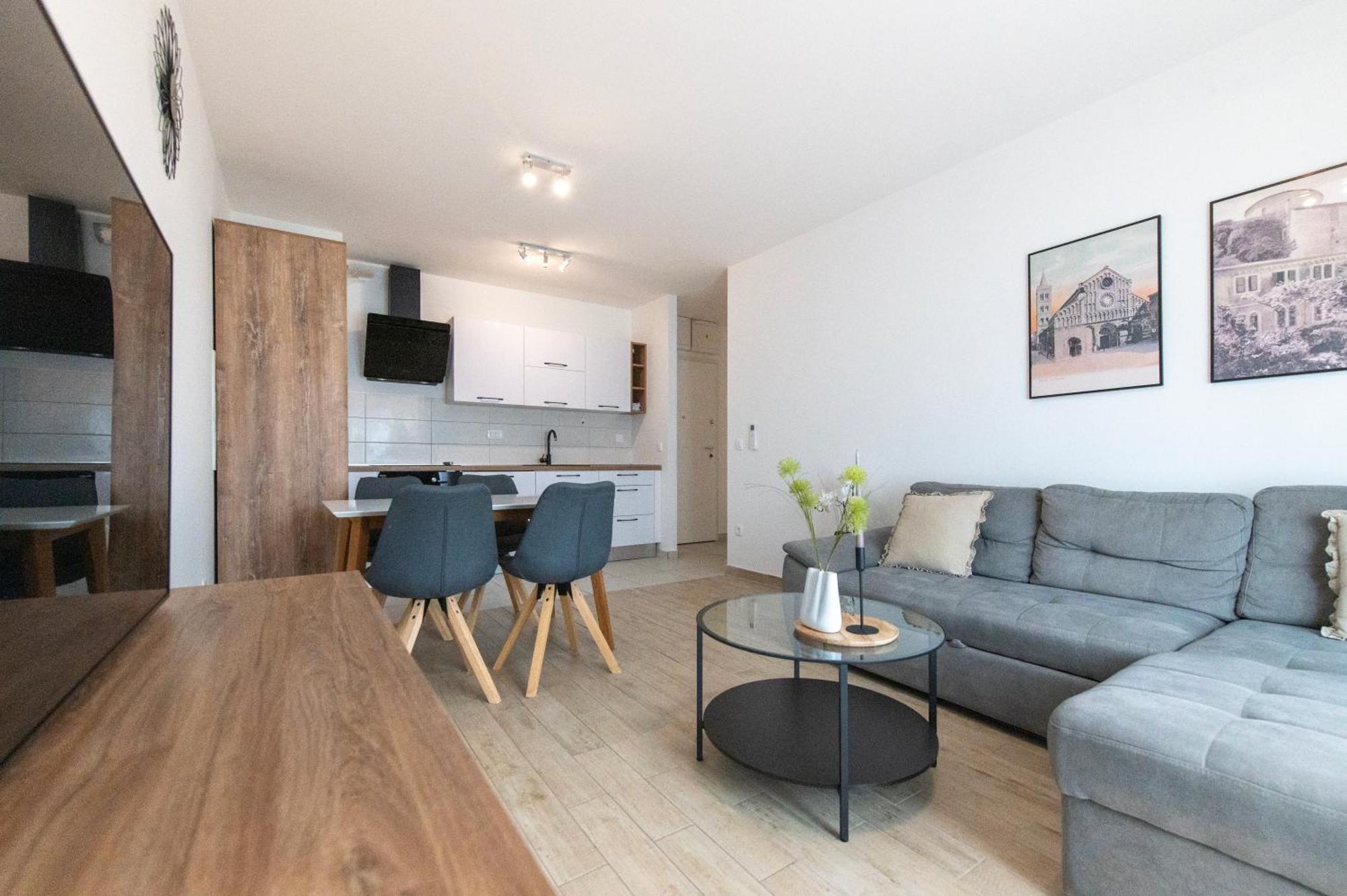 Apartment K&L,ซาดาร์ ภายนอก รูปภาพ